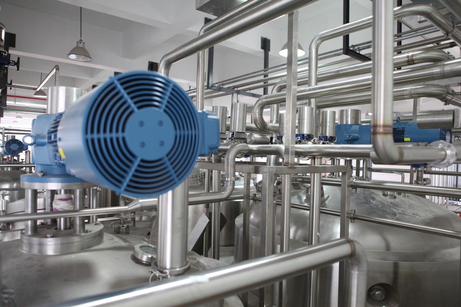 Transforming Operations: Benefits of Customized Machinery